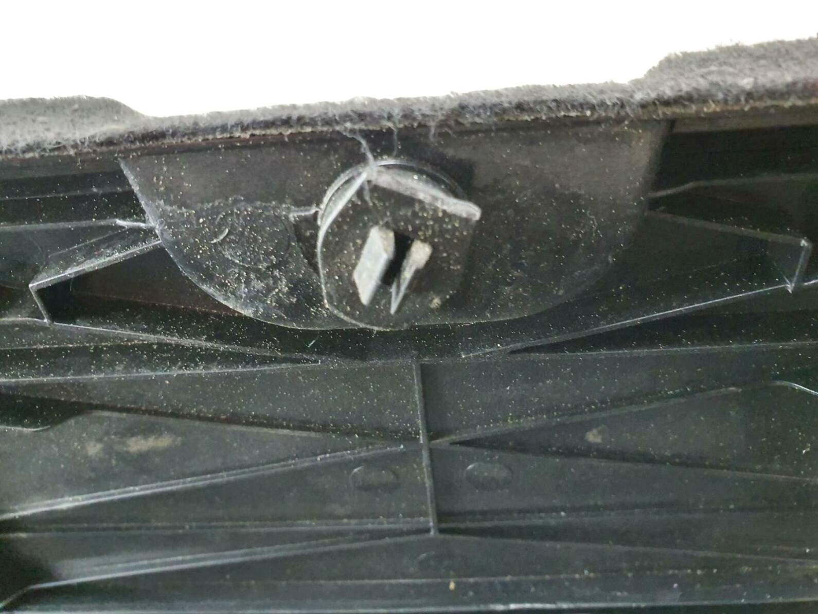 8E9867979B Audi A4 8E B7 Avant Verkleidung Heckklappe innen B-Ware – Bild 3