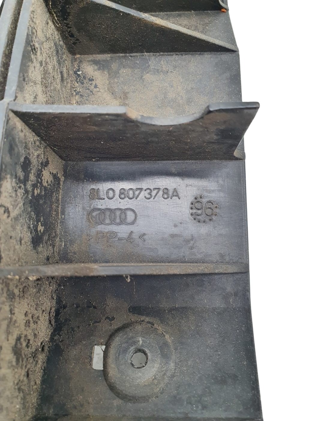 8L0807378A Audi A3 8L Stoßstangenhalterung hinten rechts – Bild 4