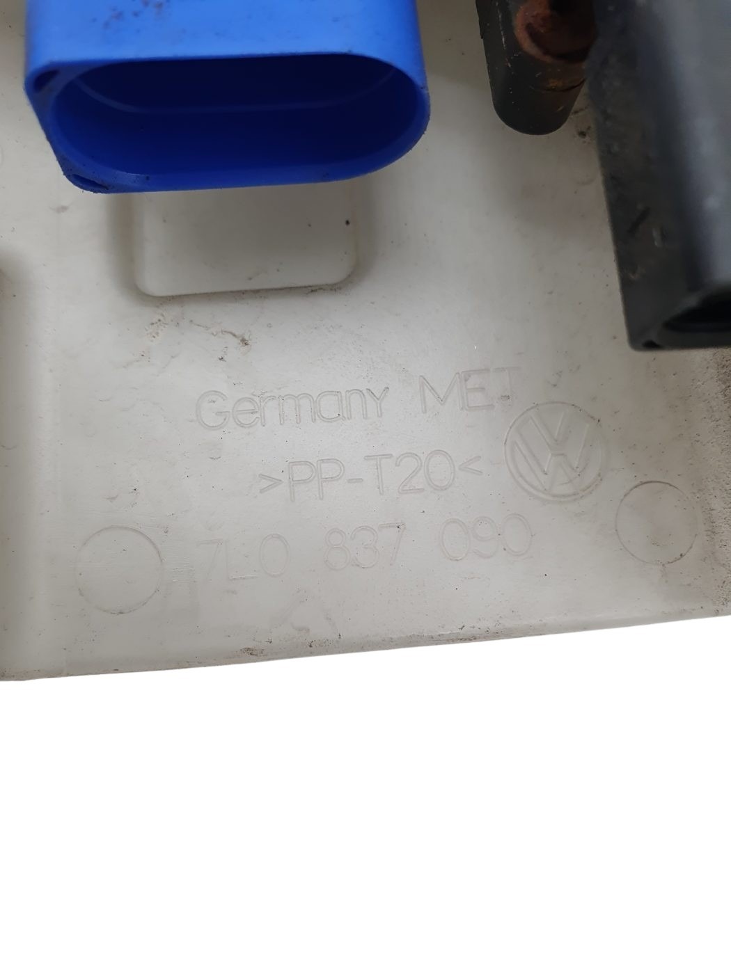 7L0837090 VW Touareg 7L Türschloss mit Seilzug vorne rechts – Bild 5