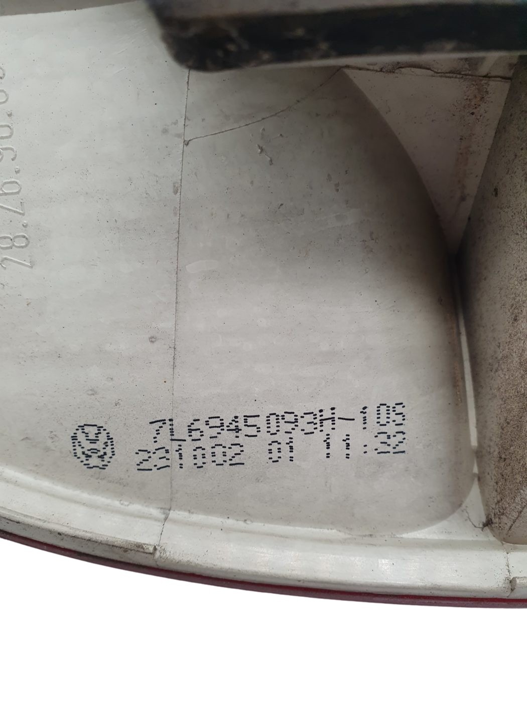 7L6945093H+7L6945259A VW Touareg 7L Rückleuchte mit Lampenträger innen links – Bild 3