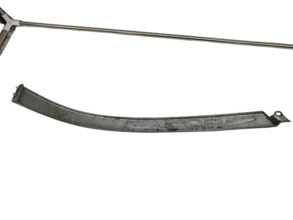 4D0853207C Audi A8 D2 Zierleiste unter Scheinwerfer links Silber – Bild 3
