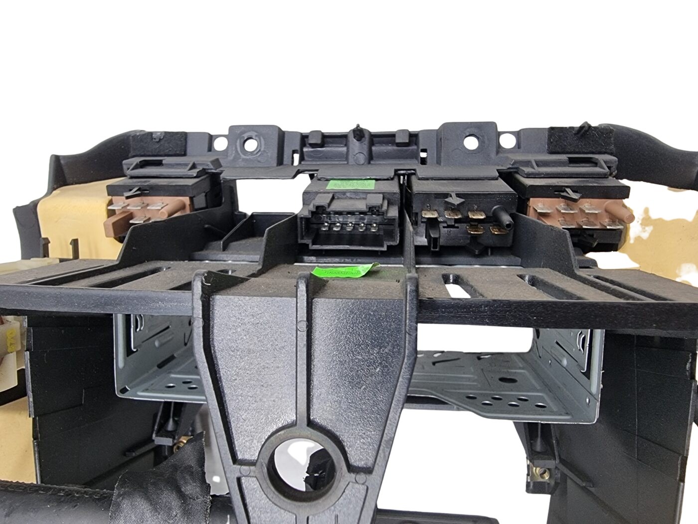 8L0863243H Audi A3/S3 8L Mittelkonsole Radioschacht Dunkelgrau – Bild 4