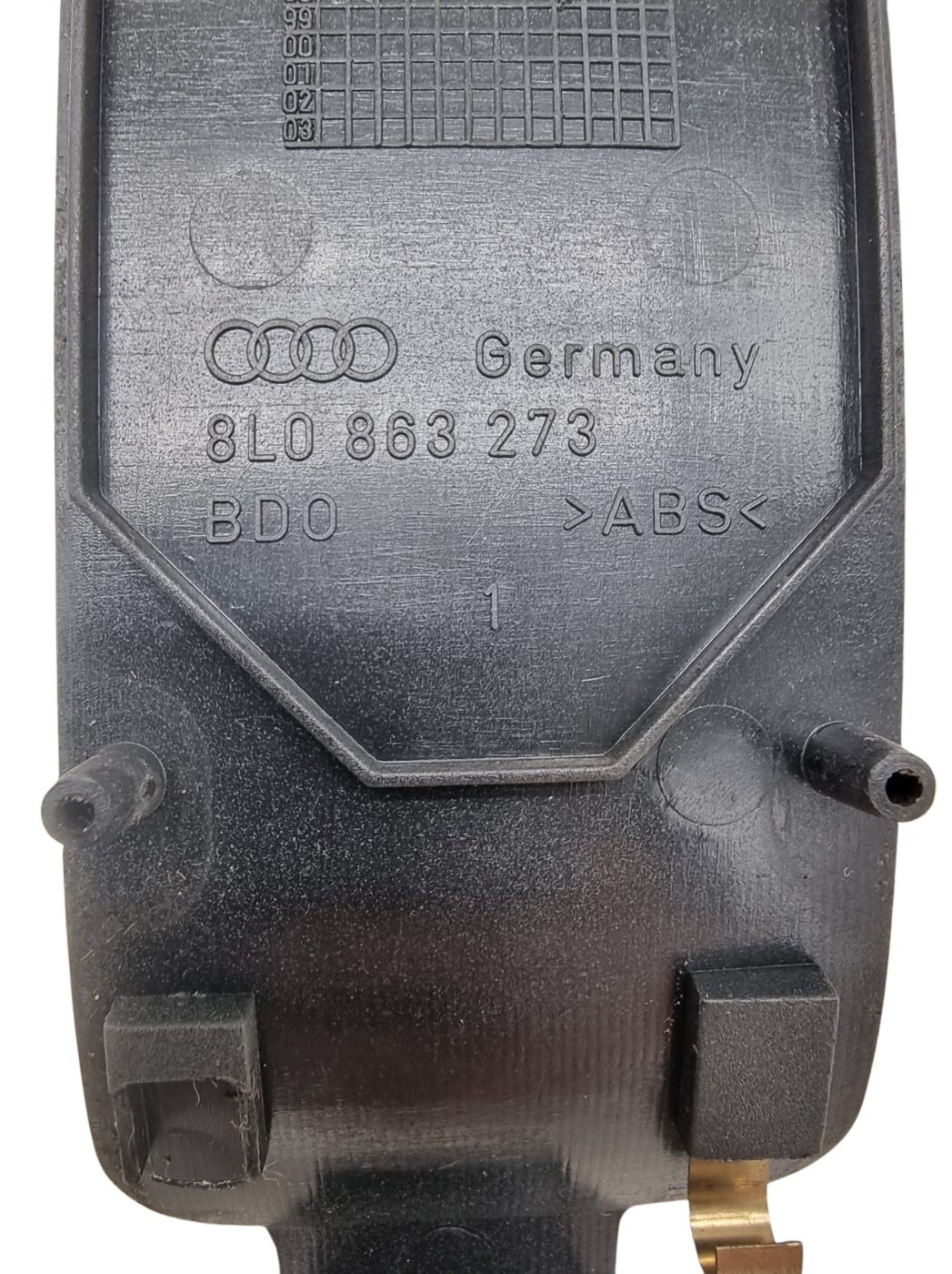 8L0863273 Audi A3 8L Tunnelabdeckung Ablagefach Mittelkonsole – Bild 3