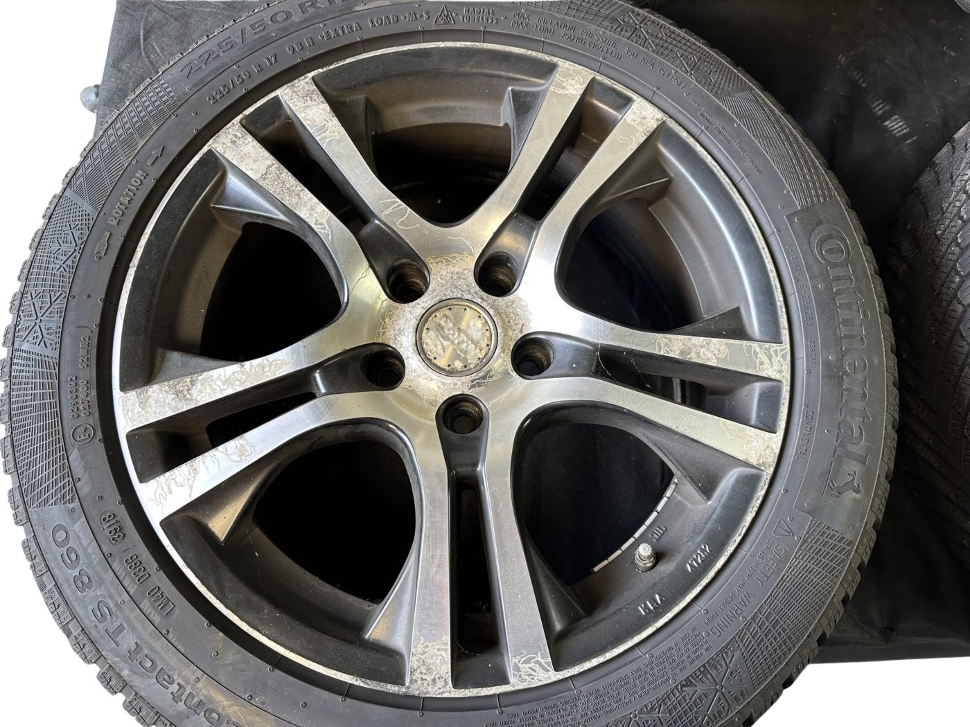 47282 Platin Wheels Alufelgen Schwarz/Silber mit Reifen 7x17 Zoll ET40, LK5x115 – Bild 4