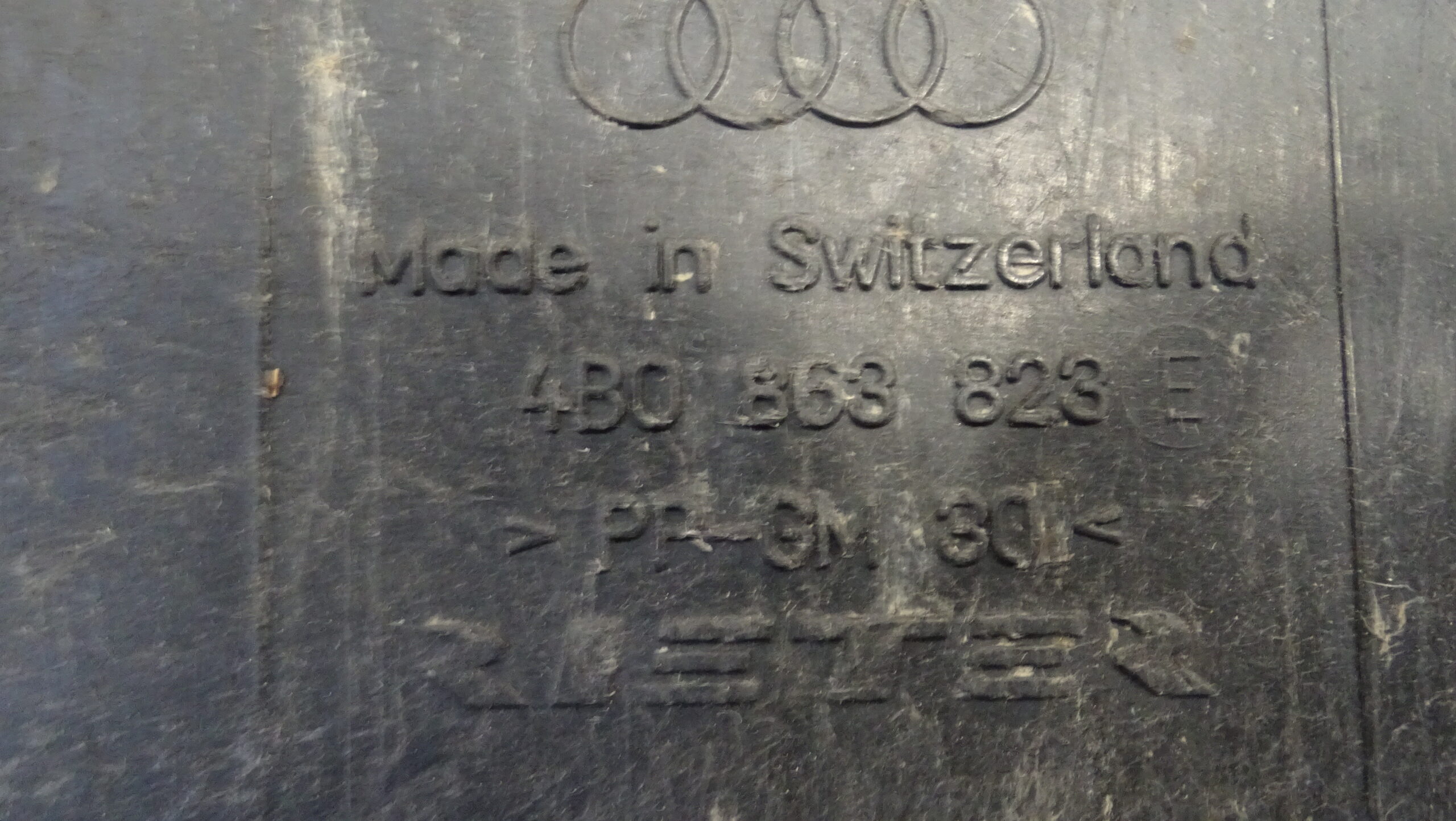 4B0863823 Audi A6 4B C5 Unterfahrschutz – Bild 7