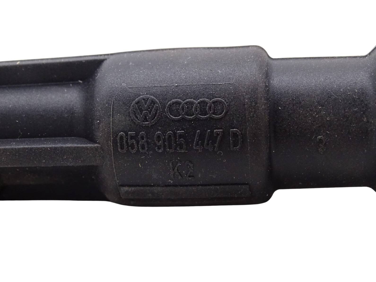 058905409A Original VW Passat Audi A4 A6 Cabriolet 1.8 Bosch Zündleitung – Bild 4