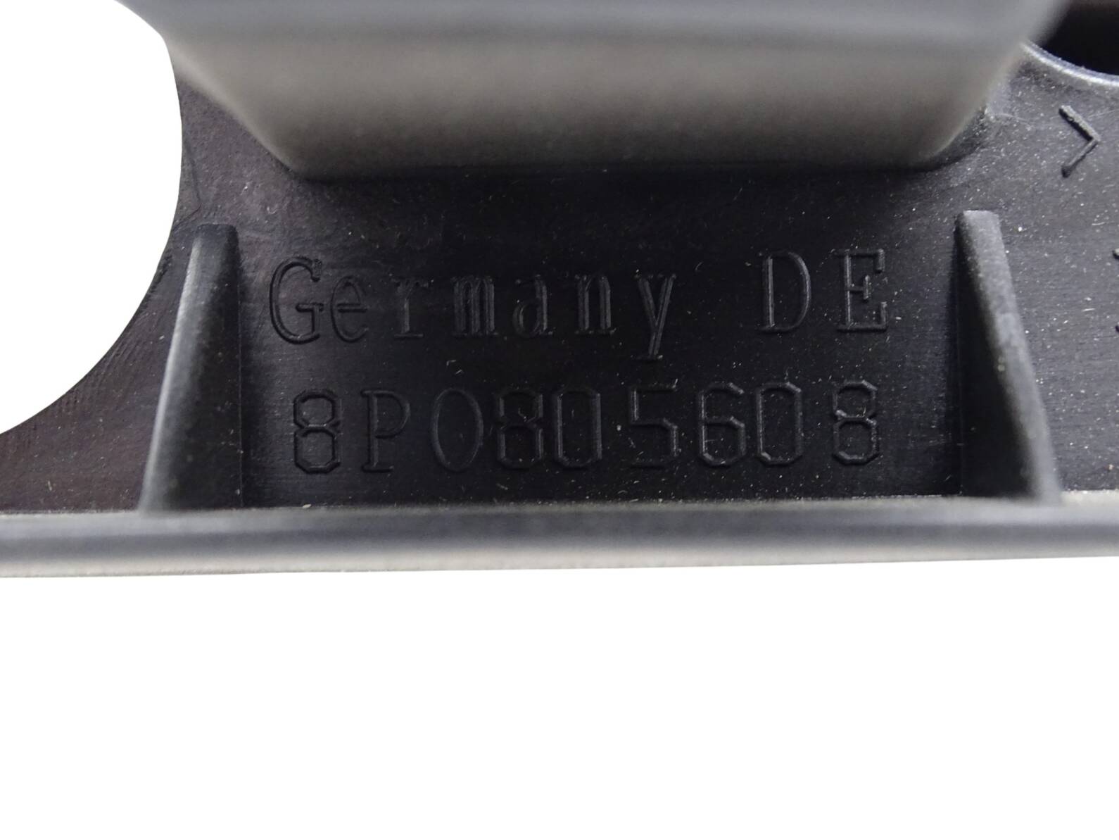 8P0805608 Original Audi A3 8P Träger Scheinwerfer vorne rechts Neu – Bild 3
