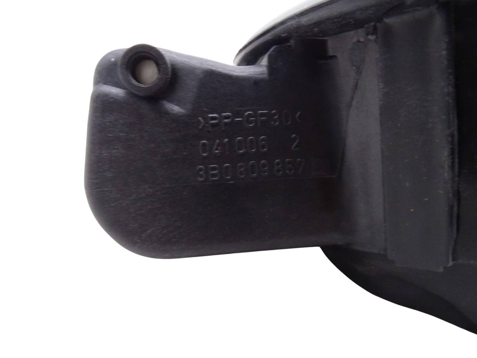 3B0809857C Original VW Passat B5 Tankdeckel Grundiert Neu – Bild 3