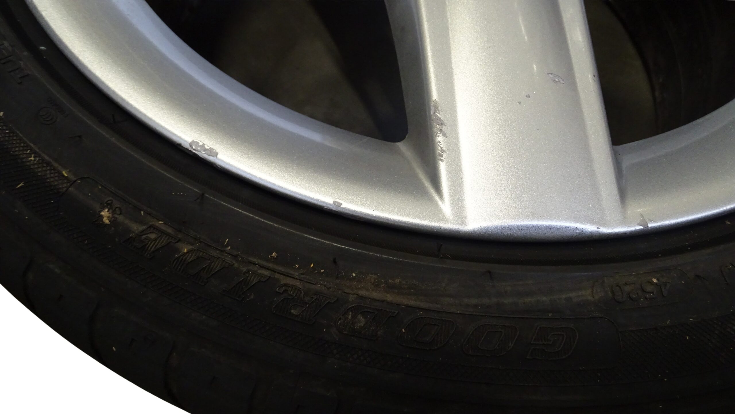 8P0601025D Audi A3 8P Alufelgen Satz 5-Speichen Silber 7,5x17 ET56 Lochkreis 5x112 – Bild 11