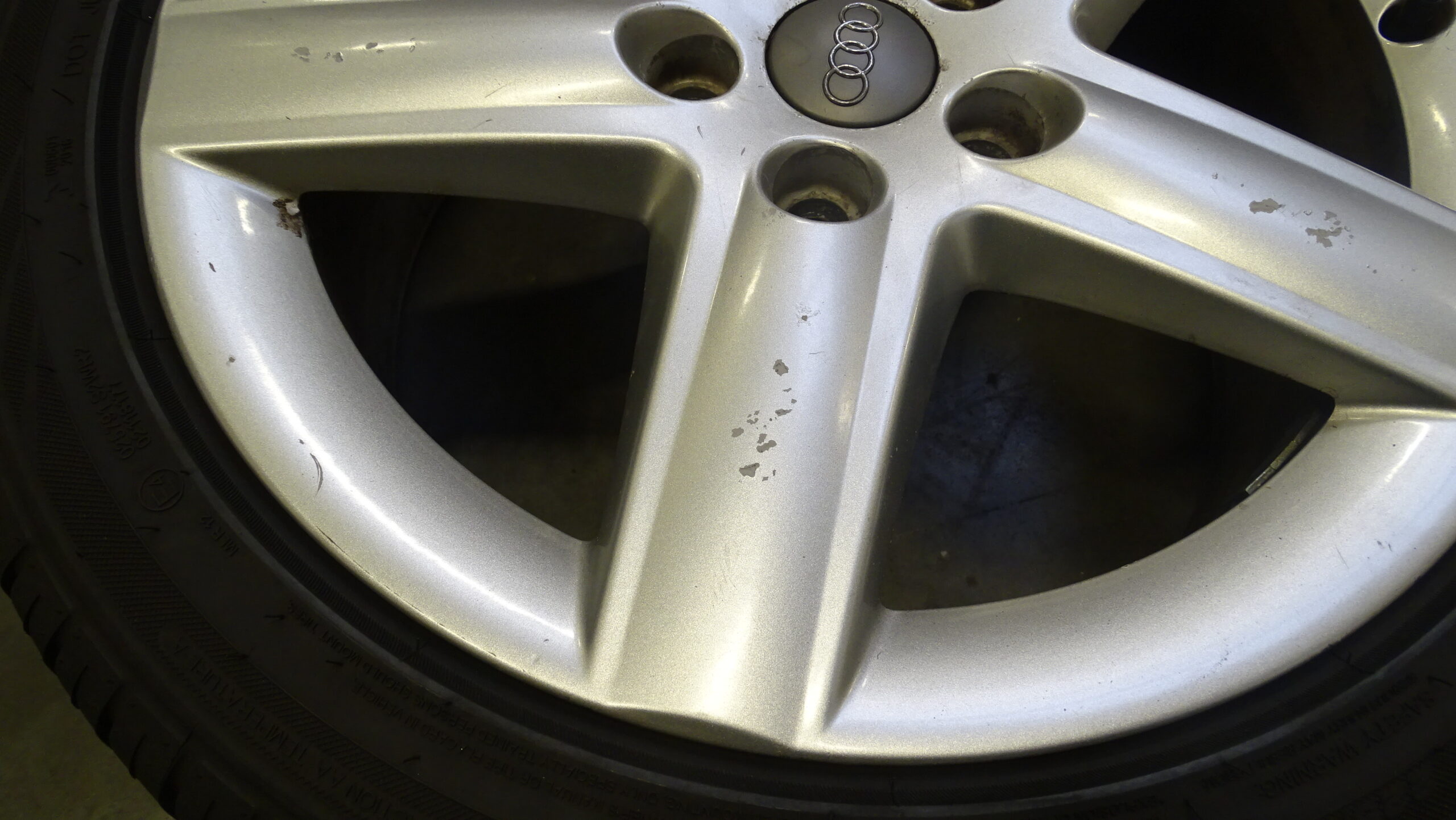 8P0601025D Audi A3 8P Alufelgen Satz 5-Speichen Silber 7,5x17 ET56 Lochkreis 5x112 – Bild 17