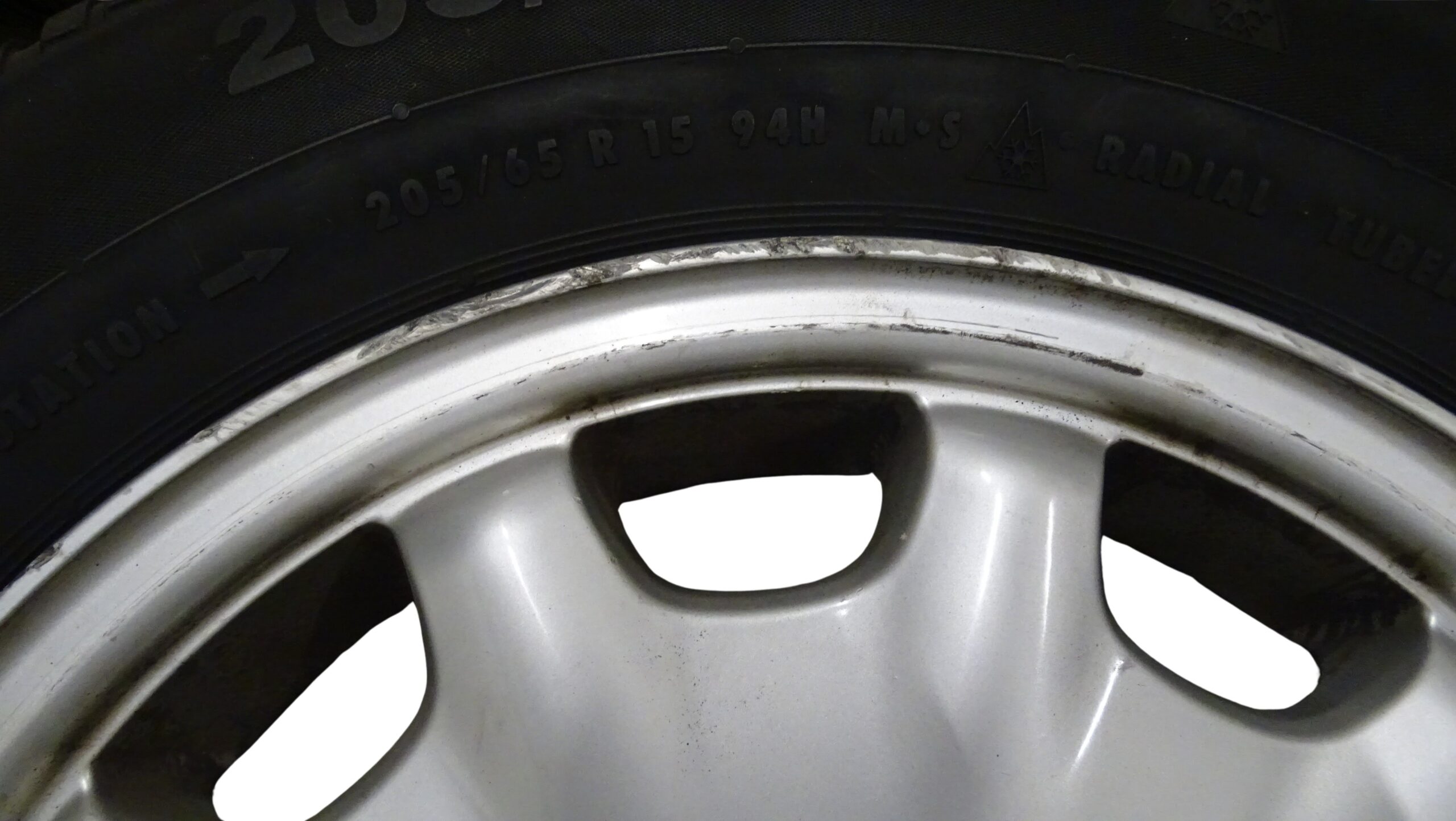 2104010102 Mercedes-Benz E-Klasse W210 Alufelgen Satz Silber 7x15 Zoll ET37, Lochkreis 5x112 – Bild 5