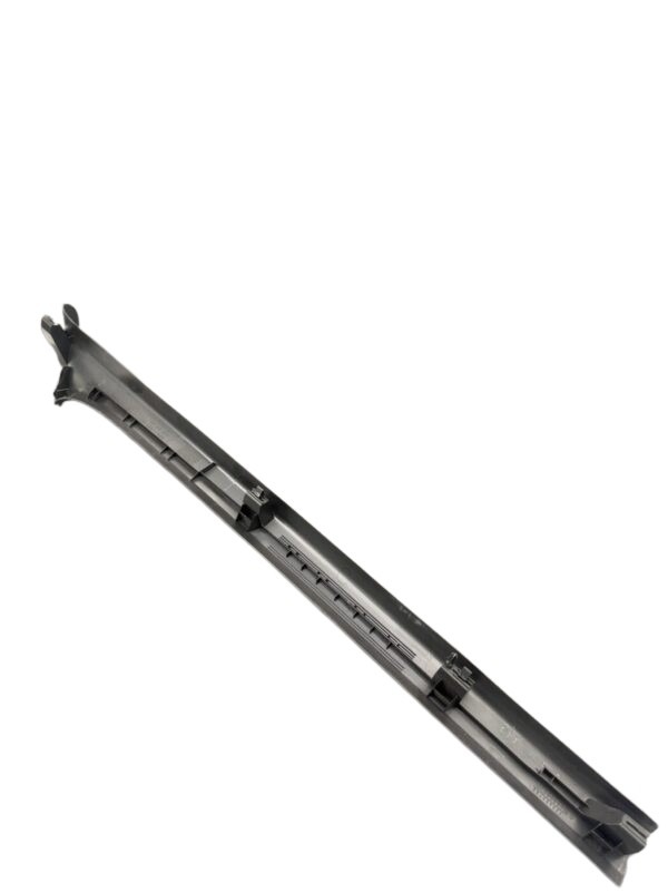 8H0853905 Audi A4 B6 Schwellerinnenverkleidung vorne links – Bild 2