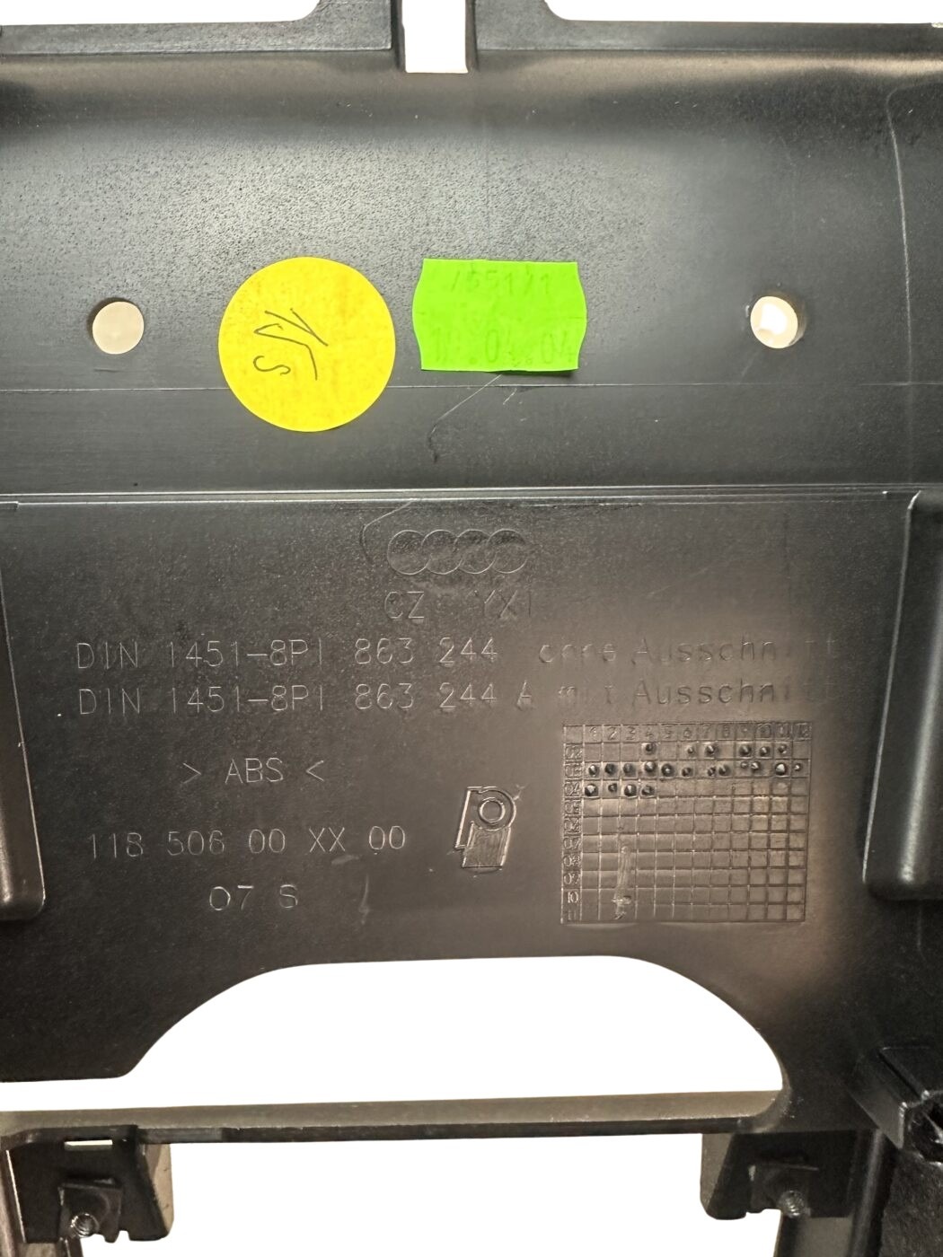 8P1863244 Audi A3 8P1 Mittelkonsole Mitteltunnel Schwarz – Bild 10