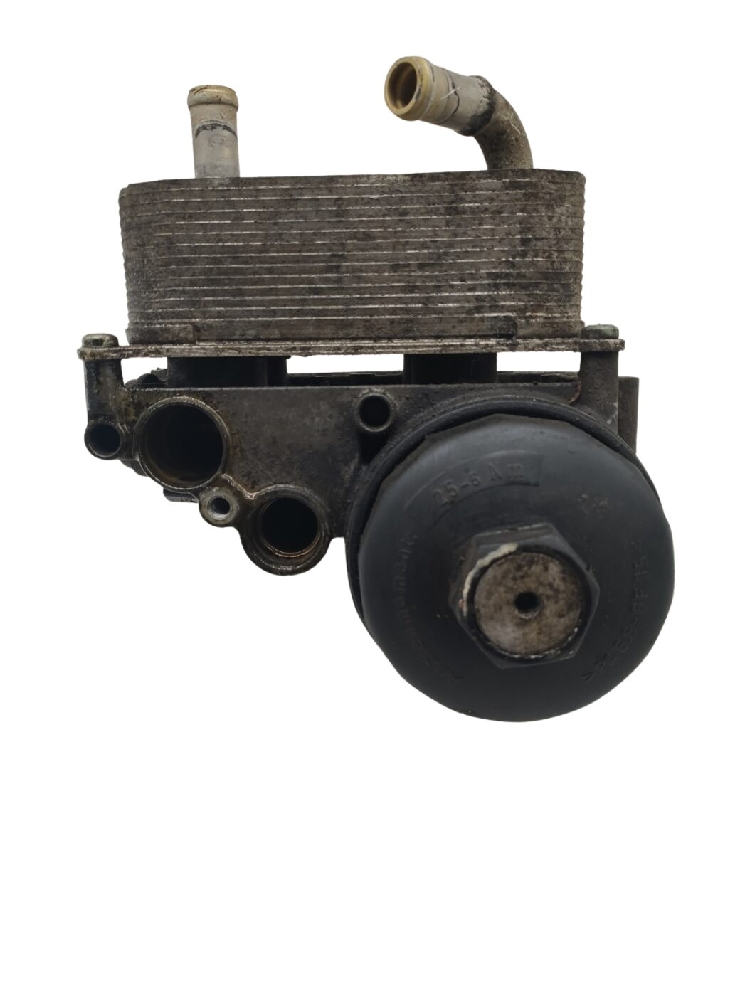 07D115911B VW Passat 3BG 4.0 W8 Gehäuse Kühler Öl/Ölfiltergehäuse – Bild 4