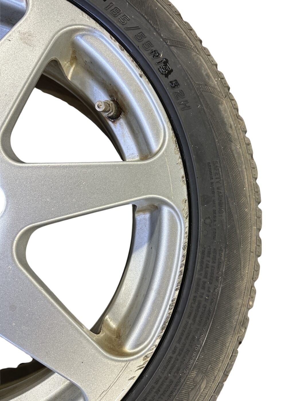 RH MX655 Showline Alufelgensatz Silber 6,5Jx15 Zoll 185/55 R15 Winterreifen KBA 45372 – Bild 3