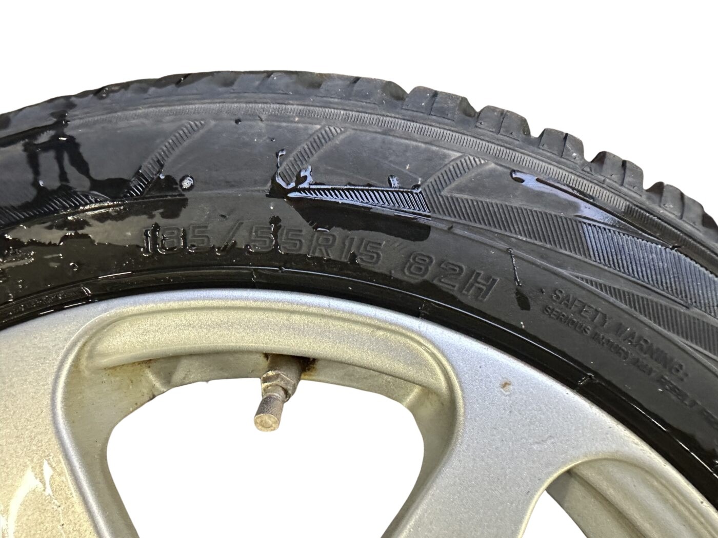 RH MX655 Showline Alufelgensatz Silber 6,5Jx15 Zoll 185/55 R15 Winterreifen KBA 45372 – Bild 10