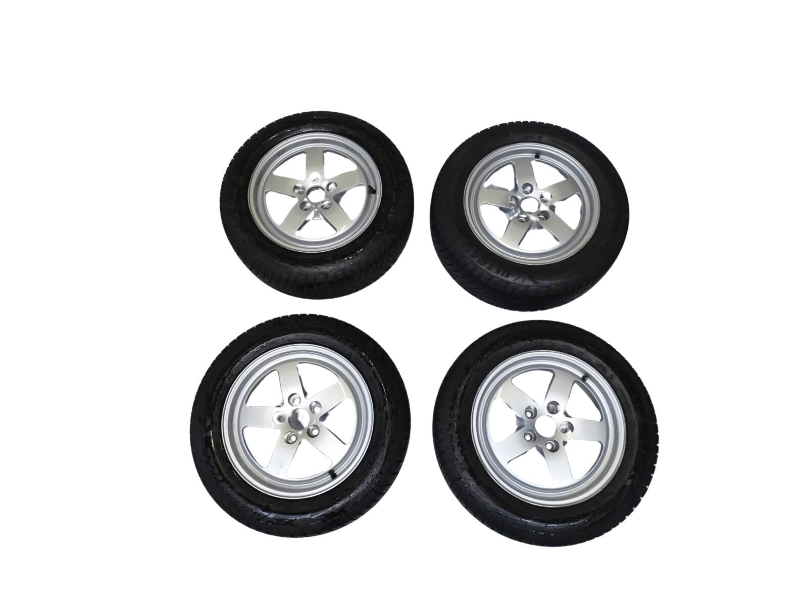 8W0601025 Audi Alufelgensatz 7Jx16 Zoll ET35 silber mit Winterreifen 205/60 R16 Lochkreis 5x112 und Audi Radkappen – Bild 2
