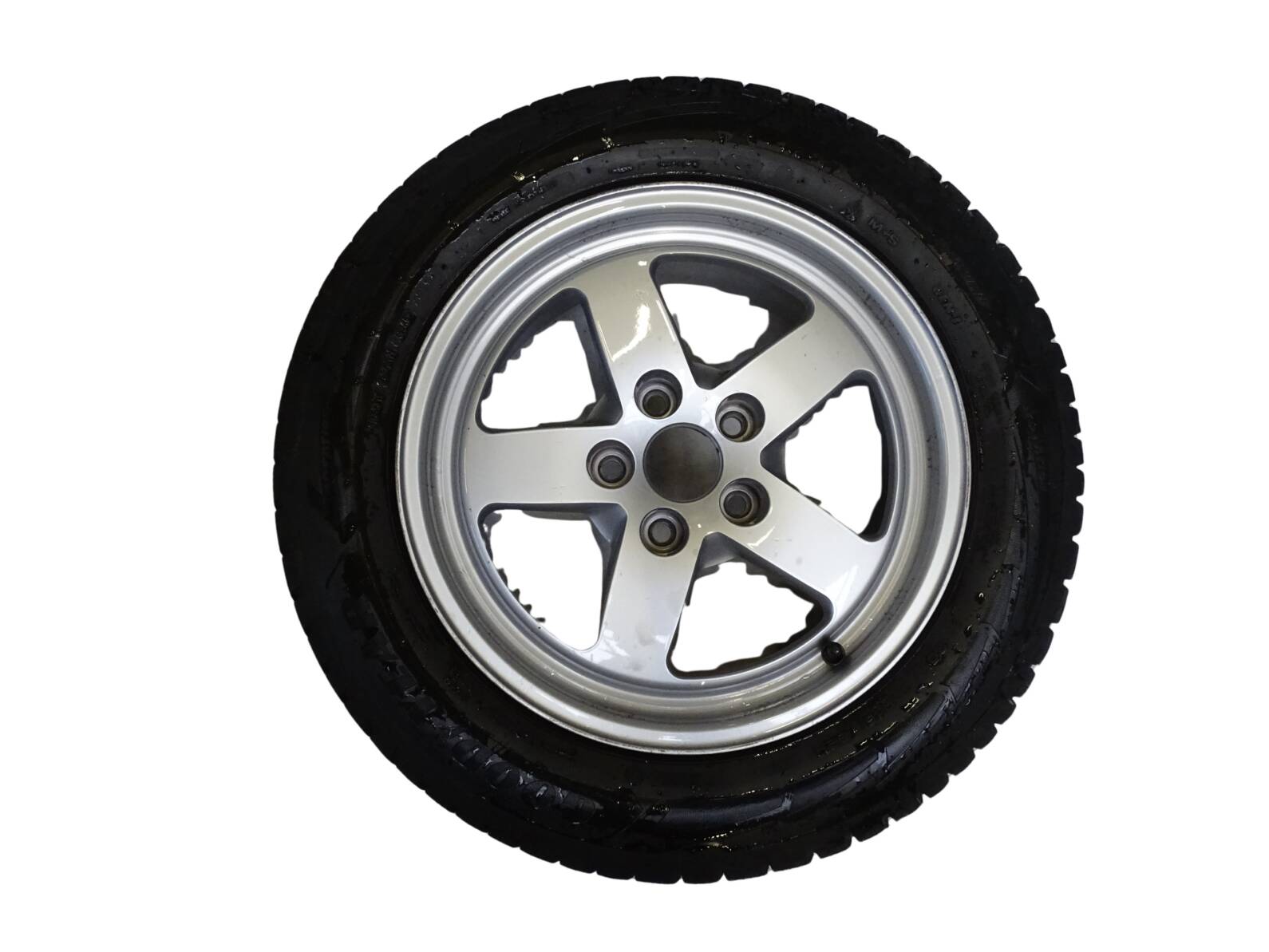 8W0601025 Audi Alufelgensatz 7Jx16 Zoll ET35 silber mit Winterreifen 205/60 R16 Lochkreis 5x112 und Audi Radkappen – Bild 3