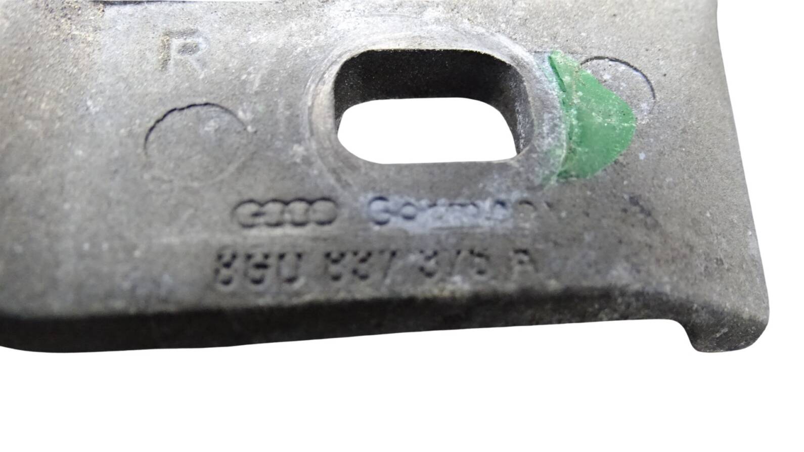 8G0837376A Audi Cabriolet Typ 89 Eckblende Dreieckdichtung Tür rechts – Bild 2
