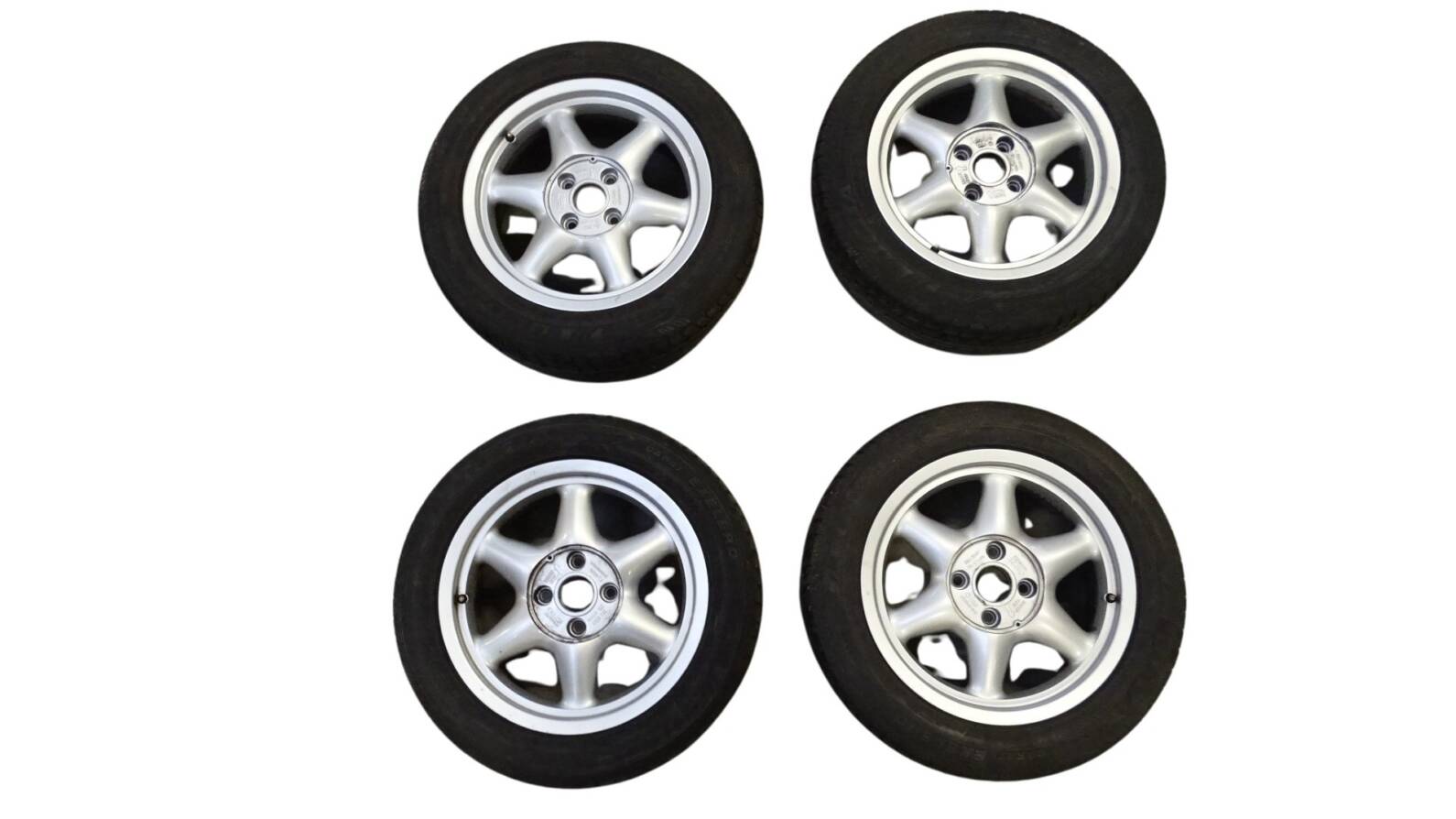 8A0601025N Audi 80 Felgen Sommerreifen Fulda 205/55 R16 7Jx16 4x108 ET37