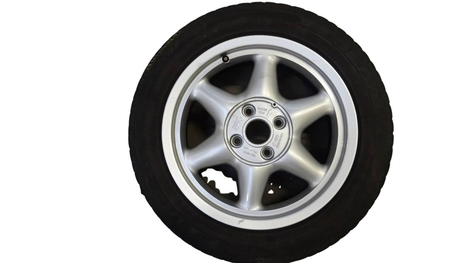 8A0601025N Audi 80 Felgen Sommerreifen Fulda 205/55 R16 7Jx16 4x108 ET37 – Bild 2
