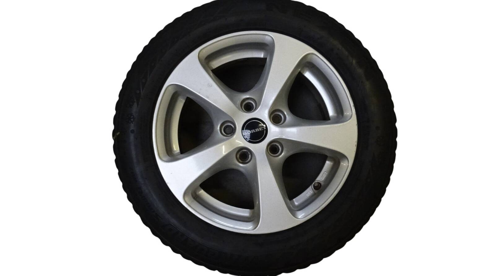 KBA46873 Borbet 7x16 Et 34 Lochkreis 5x120 Felgen Reifen 205/60 R16 Nexen Winterreifen – Bild 4