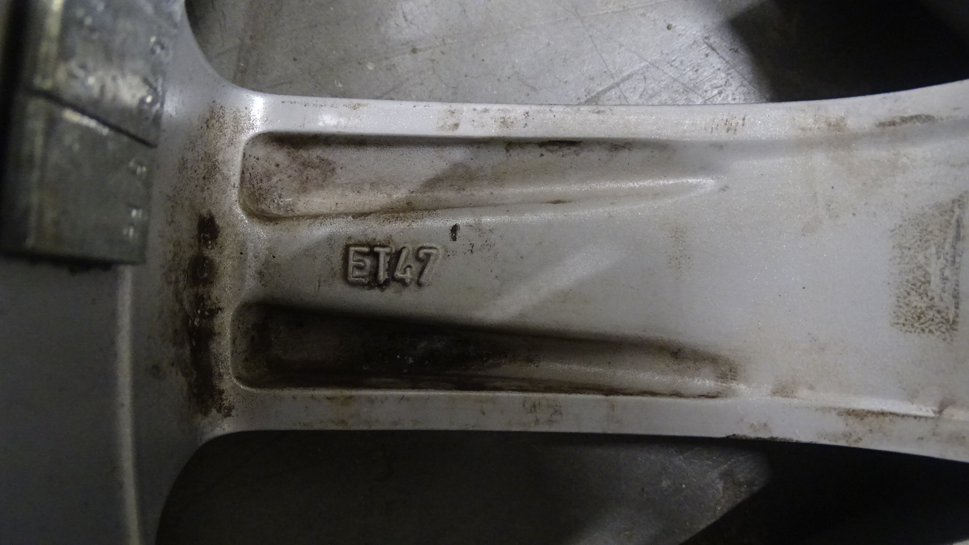 3C0601025J VW 7,5J x 17H2 5x112 ET47 Passat 3C Alufelge – Bild 5