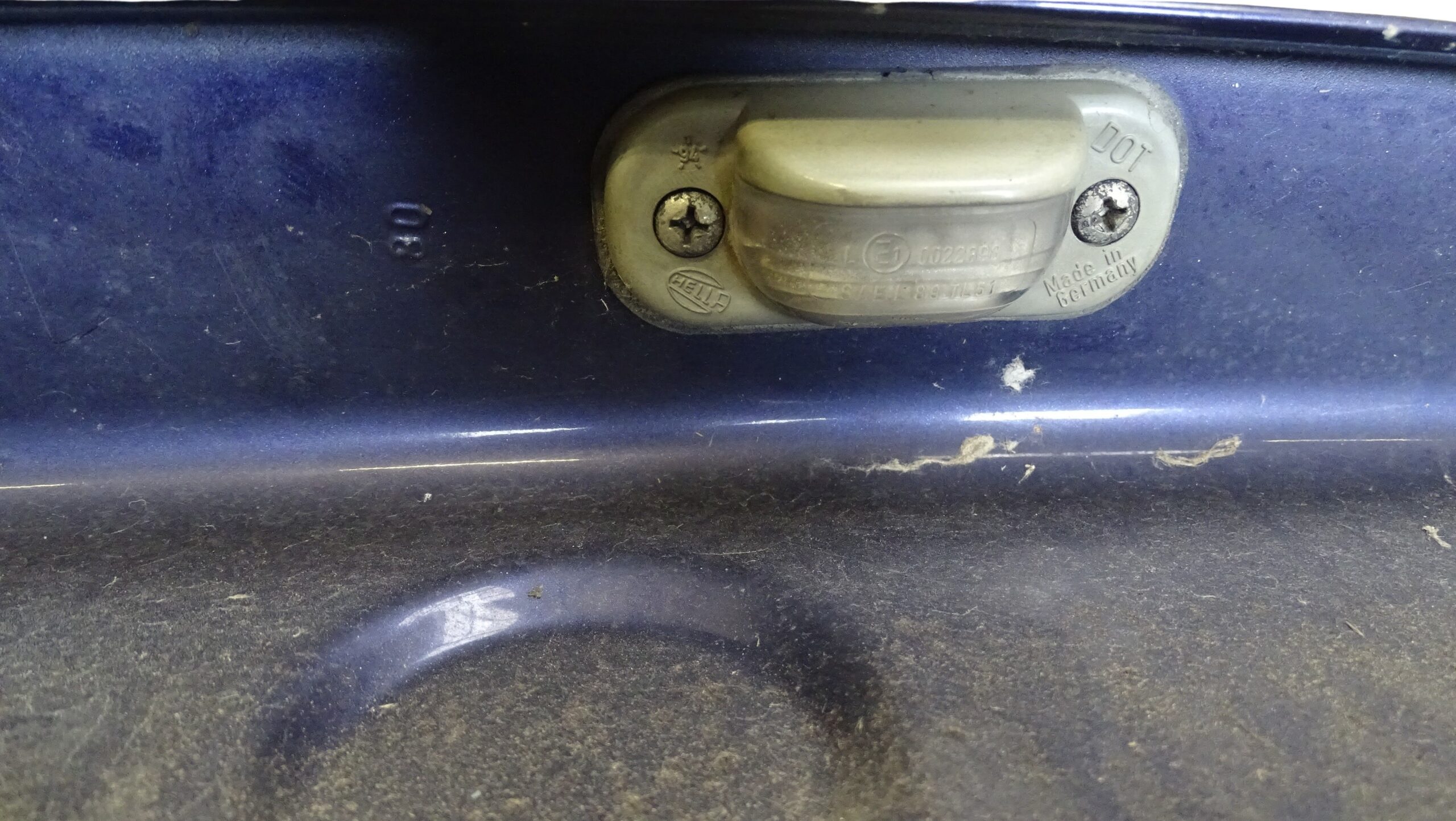 8G0827023D Audi 80 Typ 89 Cabrio Heckklappe Lila – Bild 7