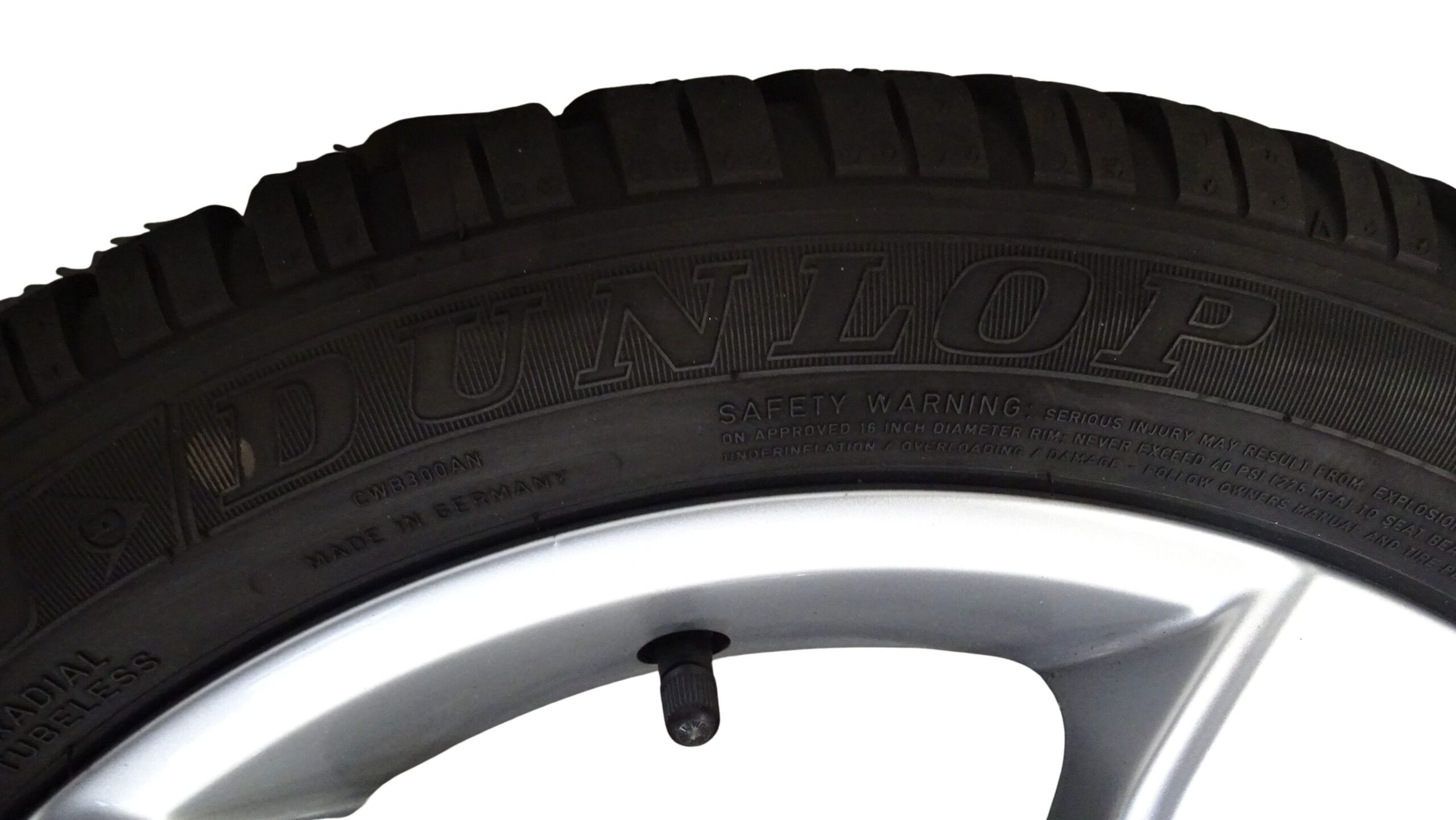 8X0071496 Audi A1 Alufelgen 6Jx16H2 mit Winterreifen 195/50 R16 Lochkreis 5x100 – Bild 7