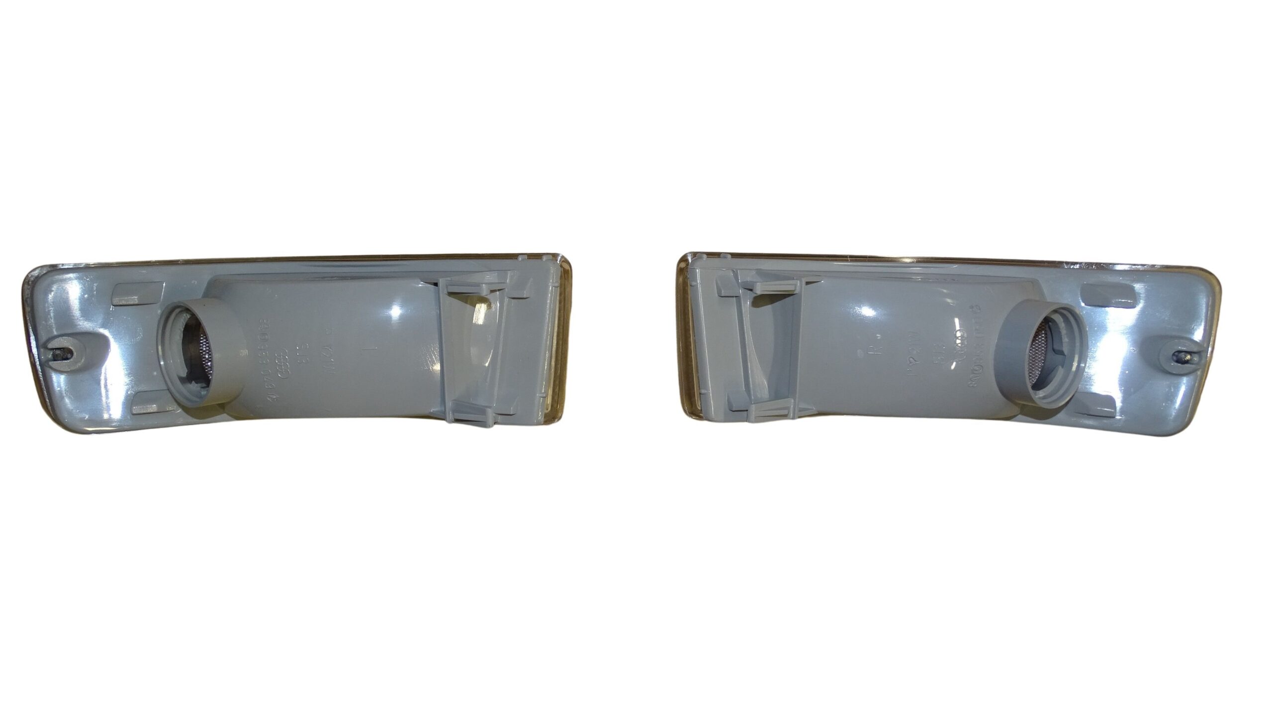 8A0953055A 8A0953056A Audi 80 Cabrio Coupe Blinker vorne Weiß Neu – Bild 4
