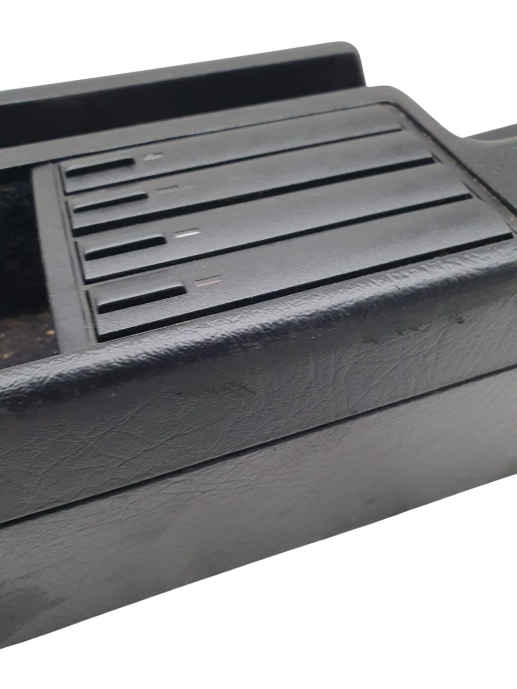 8A0863244 Audi 80 Cabrio Typ89 Mittelkonsole mit Ablagefach Kassettenfach Zigarettenanzünder B-Ware – Bild 3
