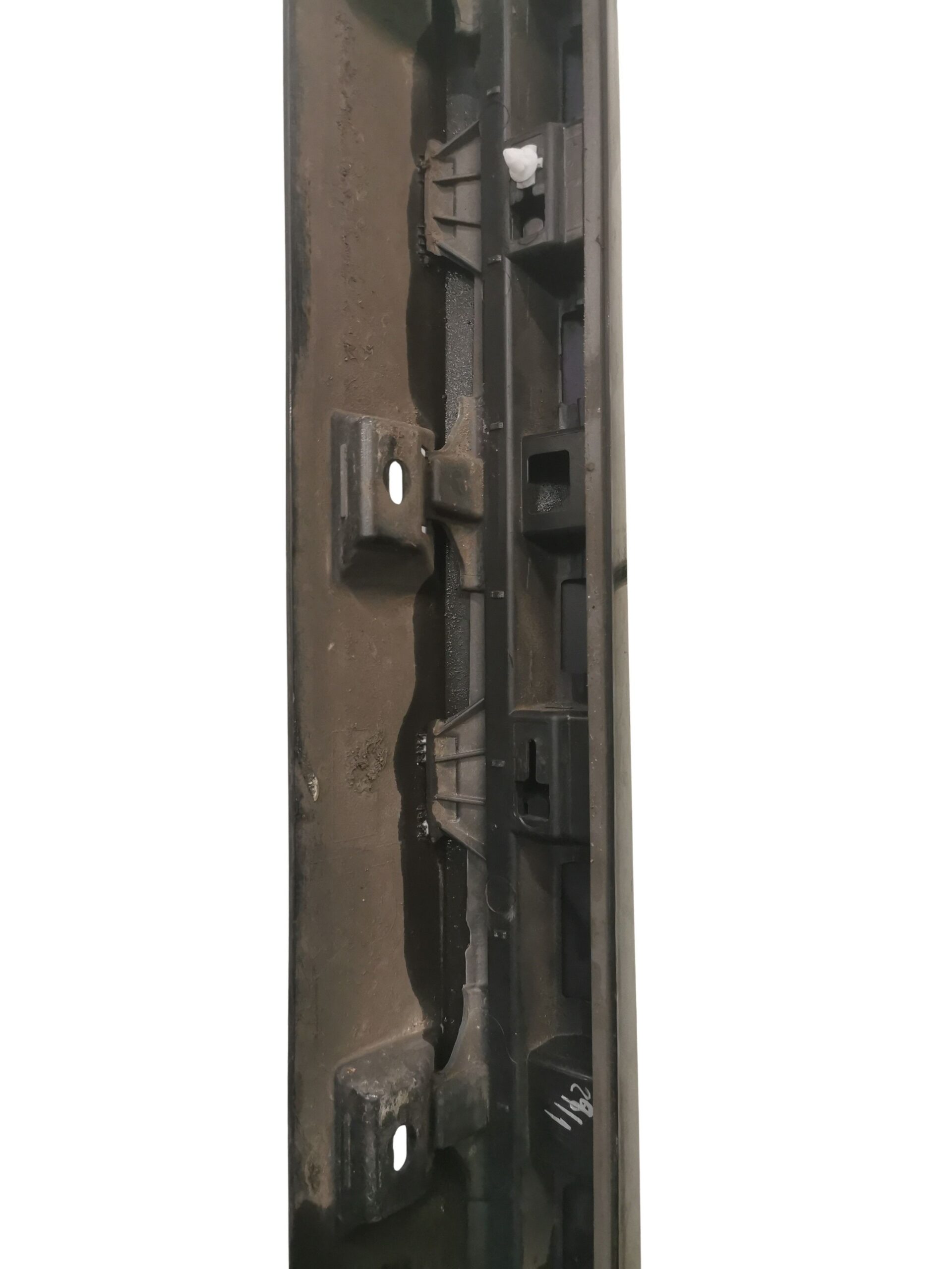 3G0853858F VW Passat B8 Seitenschweller Schwellerverkleidung Unterholmverkleidung Rechts – Bild 8
