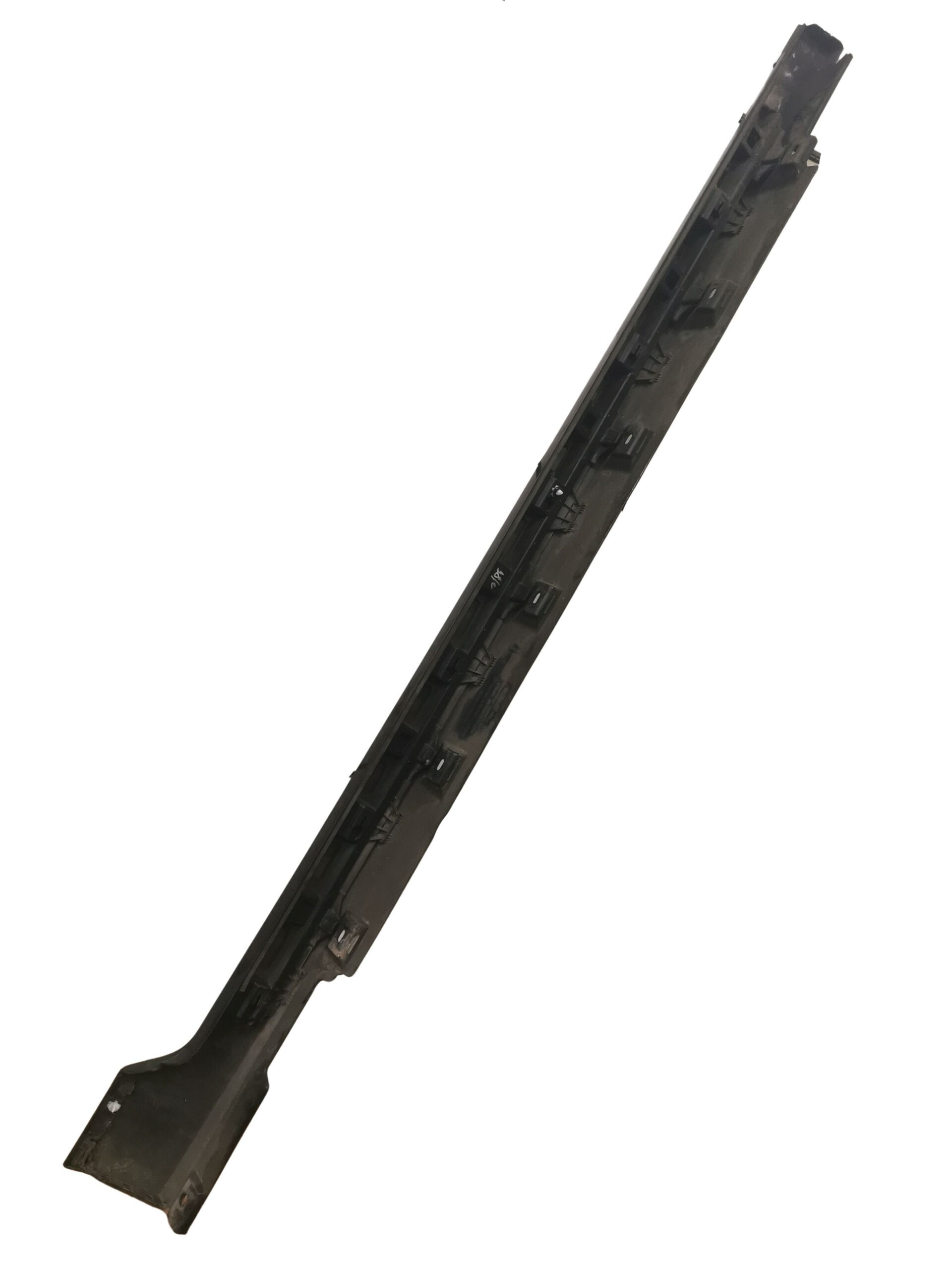 3G0853857F VW Passat B8 Seitenschweller Schwellerverkleidung Unterholmverkleidung Links – Bild 6