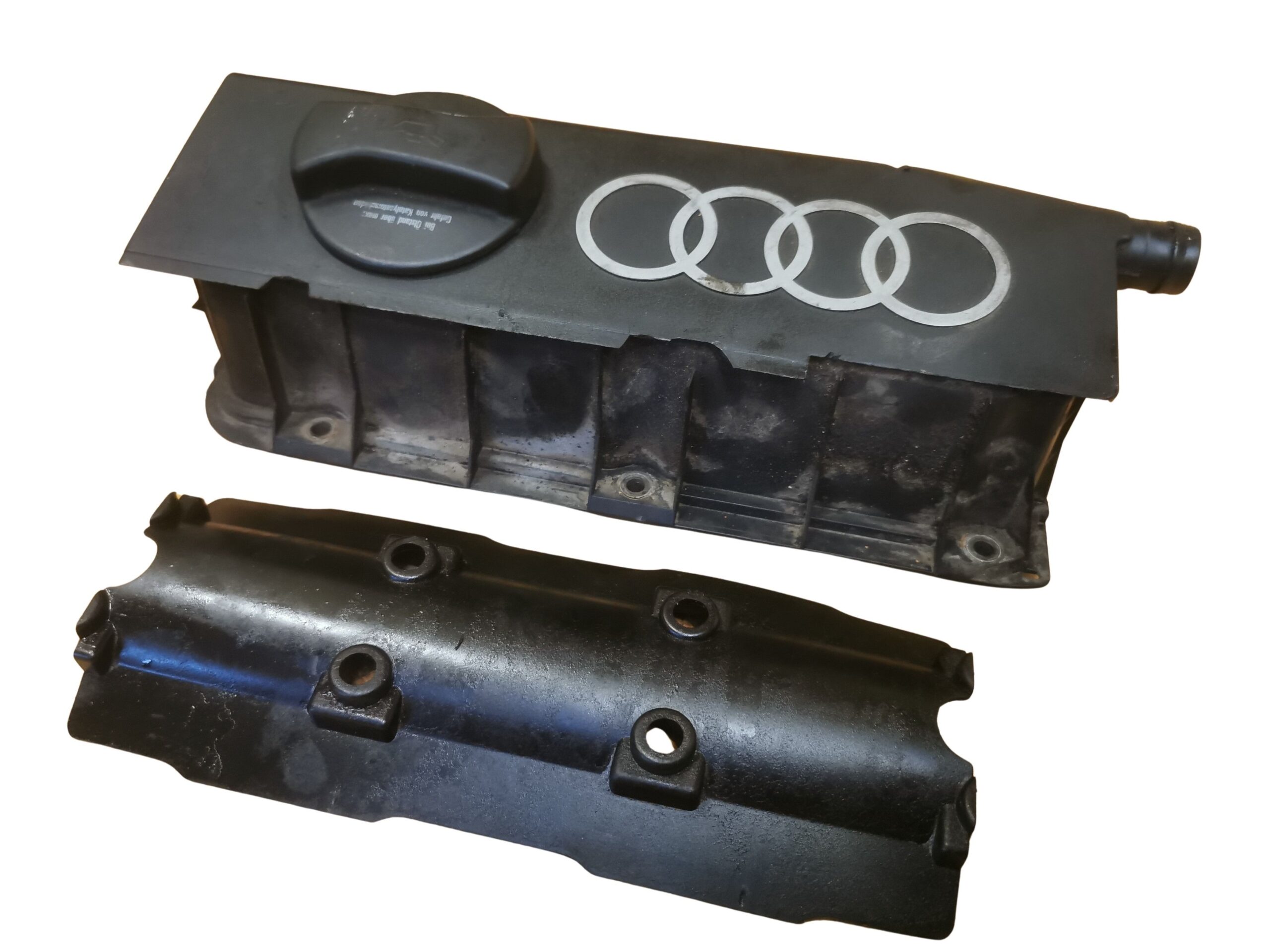 078103472D Audi 80 B4/A6 C4/A4 B5/A8 D2 2.6-2.8l Ventildeckel