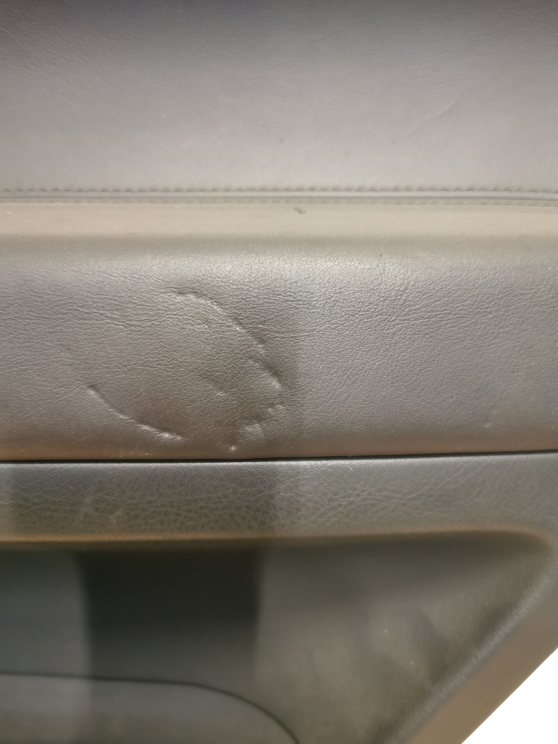 7L6867212 VW Touareg 7L Türverkleidung hinten Rechts Schwarz Leder mit Holzleiste – Bild 2