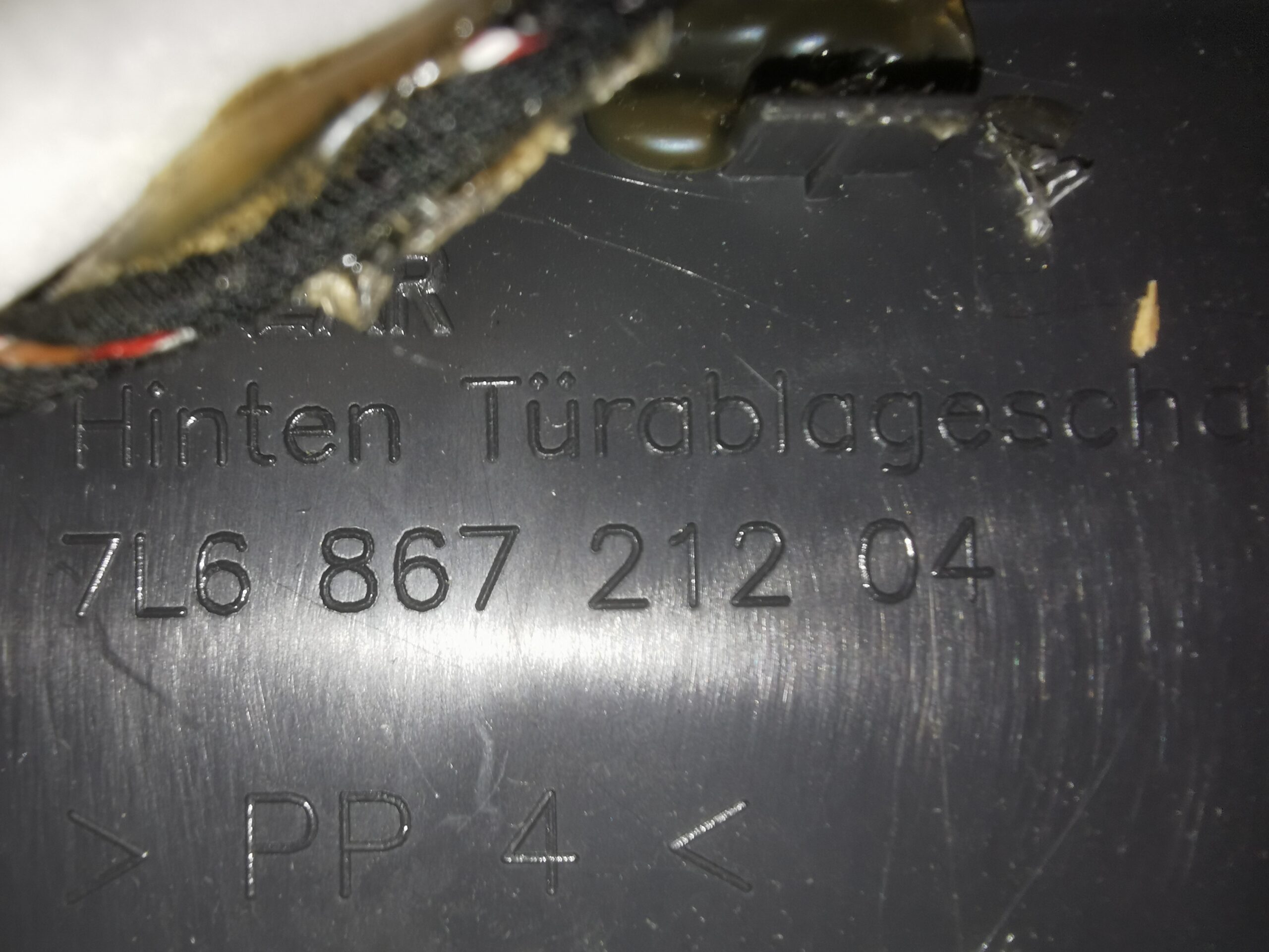 7L6867212 VW Touareg 7L Türverkleidung hinten Rechts Schwarz Leder mit Holzleiste – Bild 5