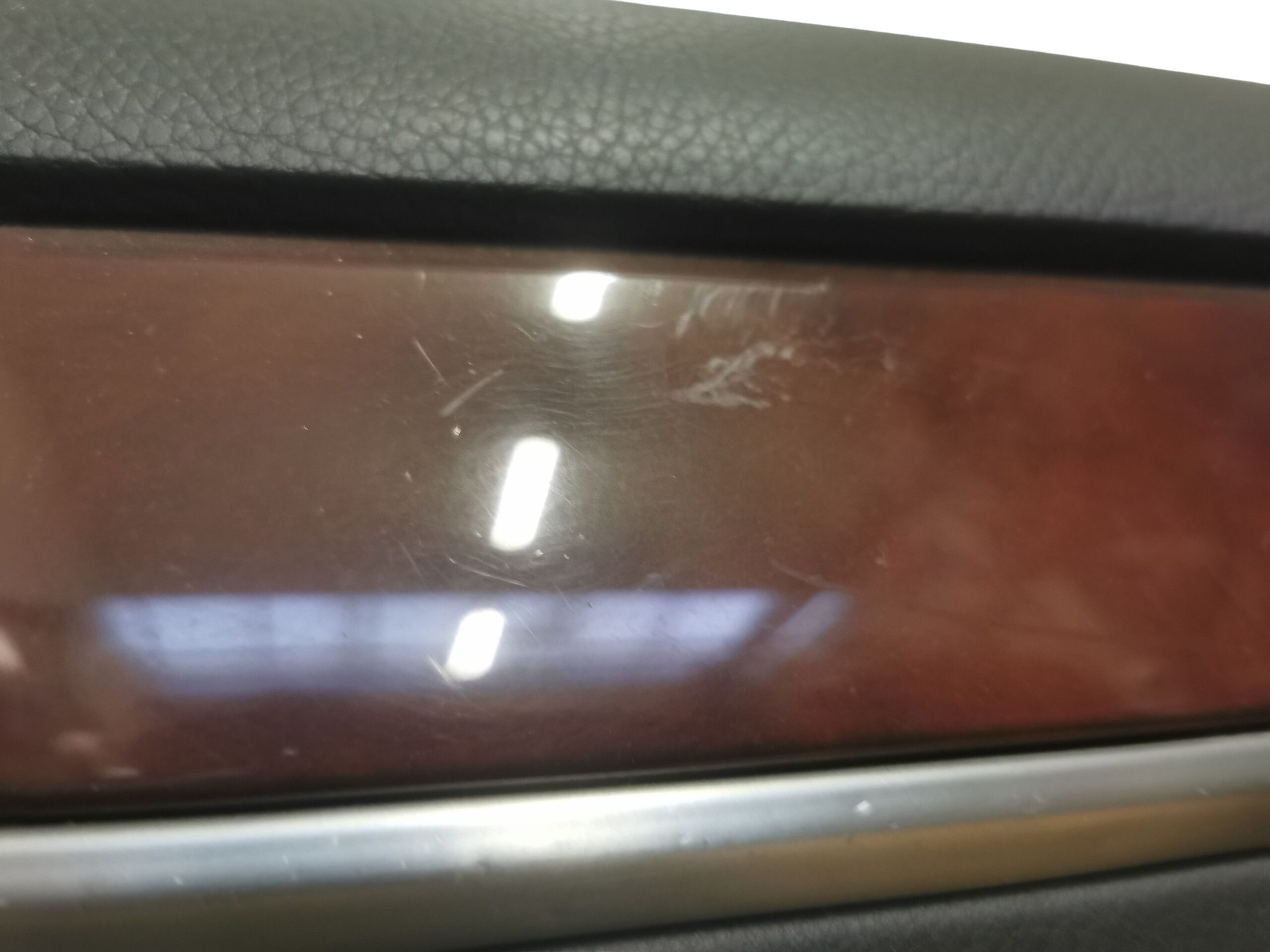 7L6867011 VW Touareg 7L Türverkleidung vorne Links Schwarz Leder mit Holzleiste – Bild 2