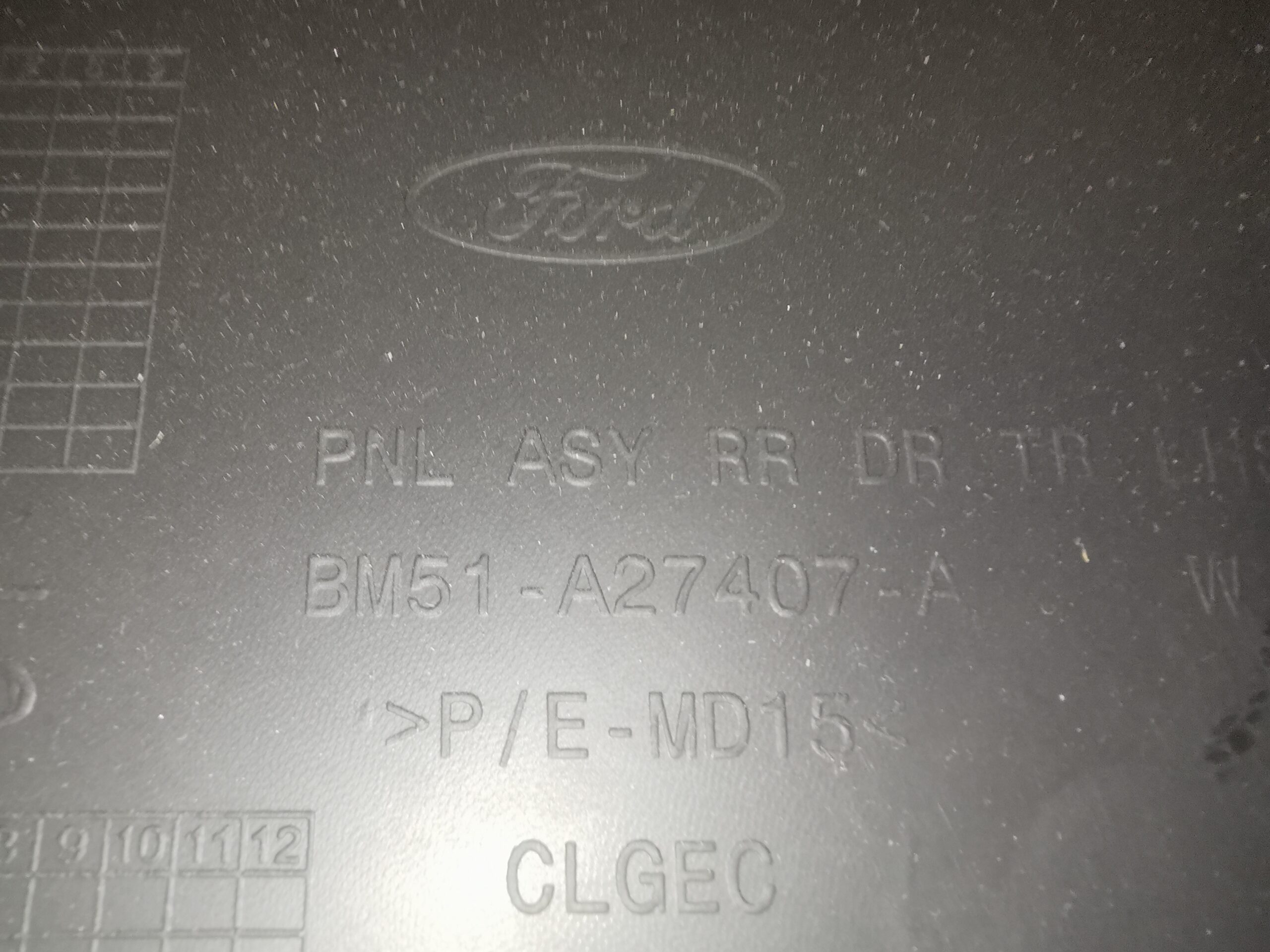 BM51-A23942-A+BM51-A23943-A+BM51-A27407-A Ford Fokus MK3 Türverkleidungen Anthrazit Silber – Bild 18